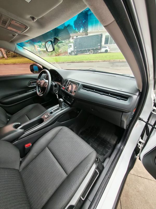 Honda HR-V EX 1.8 Flexone 16V 2018/2018 RENNER AUTOMÓVEIS LAJEADO / Carros no Vale