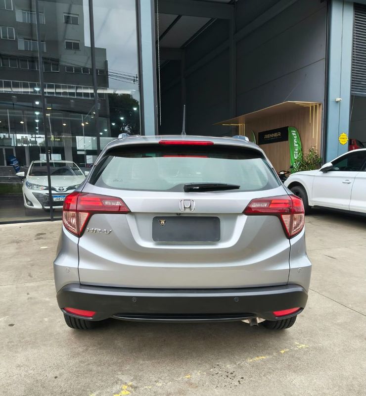 Honda HR-V Touring 1.8 Flexone 16V 2017/2018 RENNER AUTOMÓVEIS LAJEADO / Carros no Vale Honda HR-V Touring 1.8 Flexone 16V 2017/2018 RENNER AUTOMÓVEIS LAJEADO / Carros no Vale