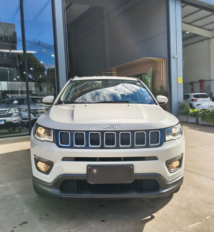 Jeep COMPASS LONGITUDE 2.0 4×2 16V 2018/2019 RENNER AUTOMÓVEIS LAJEADO / Carros no Vale