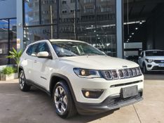 Jeep COMPASS LONGITUDE 2.0 4×2 16V 2018/2019 RENNER AUTOMÓVEIS LAJEADO / Carros no Vale
