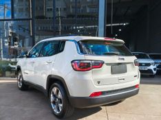 Jeep COMPASS LONGITUDE 2.0 4×2 16V 2018/2019 RENNER AUTOMÓVEIS LAJEADO / Carros no Vale
