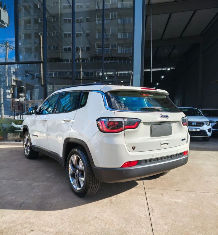 Jeep COMPASS LONGITUDE 2.0 4×2 16V 2018/2019 RENNER AUTOMÓVEIS LAJEADO / Carros no Vale
