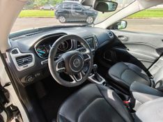 Jeep COMPASS LONGITUDE 2.0 4×2 16V 2018/2019 RENNER AUTOMÓVEIS LAJEADO / Carros no Vale