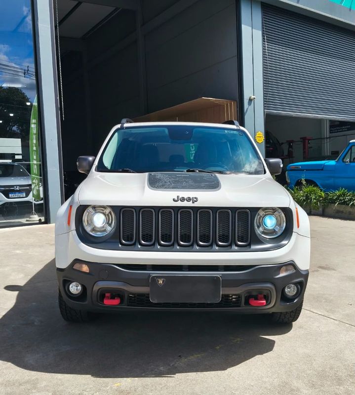 Jeep Renegade Trailhawk 2.0 4×4 TB 2017/2018 RENNER AUTOMÓVEIS LAJEADO / Carros no Vale Jeep Renegade Trailhawk 2.0 4×4 TB 2017/2018 RENNER AUTOMÓVEIS LAJEADO / Carros no Vale