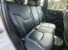 Jeep Renegade Trailhawk 2.0 4×4 TB 2017/2018 RENNER AUTOMÓVEIS LAJEADO / Carros no Vale
