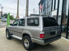 Toyota Hilux SW4 4×4 2.8 1995/1995 RENNER AUTOMÓVEIS LAJEADO / Carros no Vale