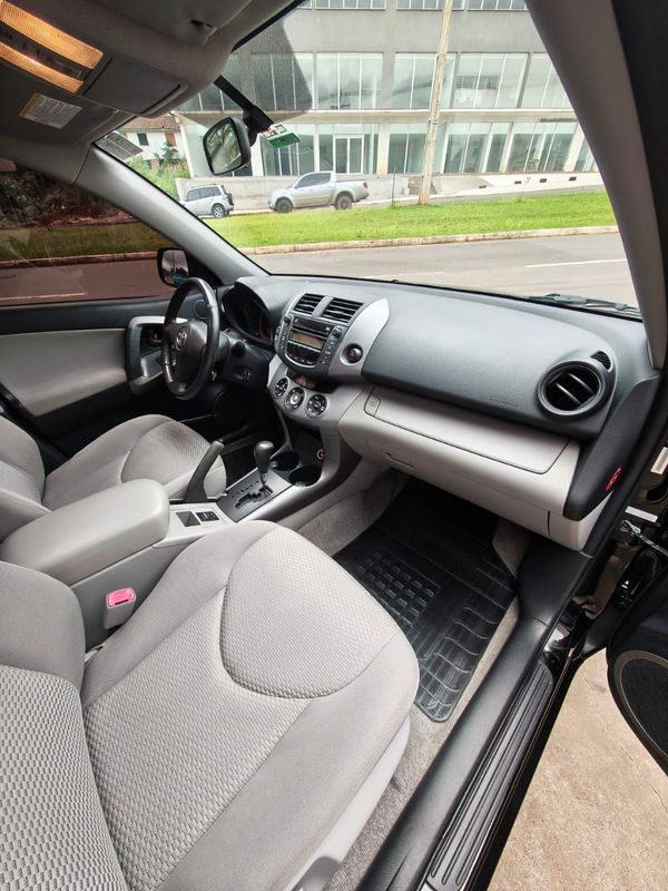 Toyota RAV4 2.4 4×4 16V 170cv 2008/2008 RENNER AUTOMÓVEIS LAJEADO / Carros no Vale Toyota RAV4 2.4 4×4 16V 170cv 2008/2008 RENNER AUTOMÓVEIS LAJEADO / Carros no Vale