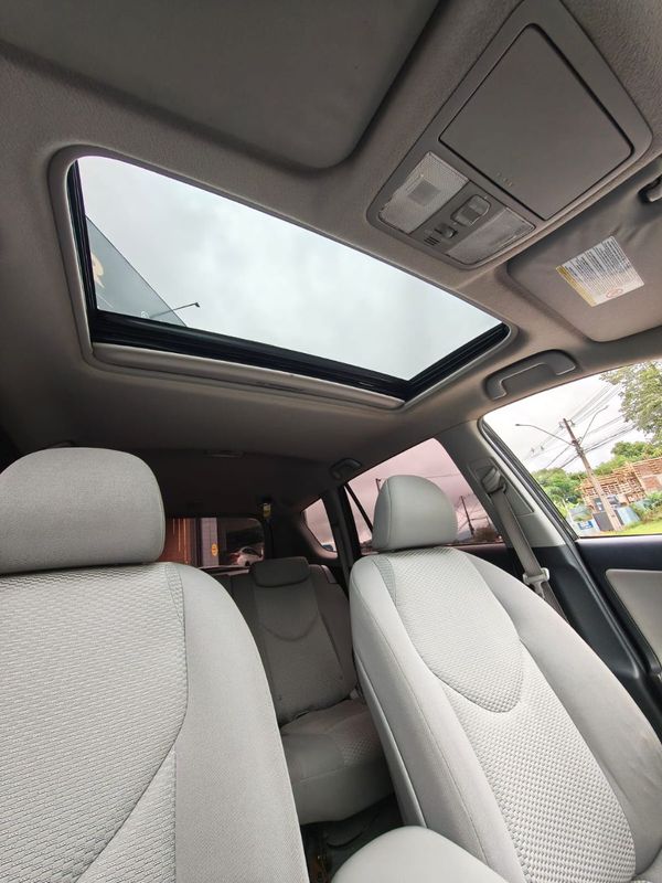 Toyota RAV4 2.4 4×4 16V 170cv 2008/2008 RENNER AUTOMÓVEIS LAJEADO / Carros no Vale Toyota RAV4 2.4 4×4 16V 170cv 2008/2008 RENNER AUTOMÓVEIS LAJEADO / Carros no Vale