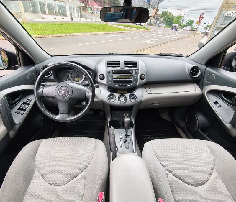 Toyota RAV4 2.4 4×4 16V 170cv 2008/2008 RENNER AUTOMÓVEIS LAJEADO / Carros no Vale Toyota RAV4 2.4 4×4 16V 170cv 2008/2008 RENNER AUTOMÓVEIS LAJEADO / Carros no Vale