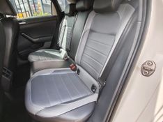 VOLKSWAGEN Nivus Highline 1.0 200 TSI 2020/2021 RENNER AUTOMÓVEIS LAJEADO / Carros no Vale