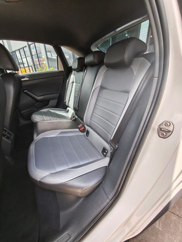 VOLKSWAGEN Nivus Highline 1.0 200 TSI 2020/2021 RENNER AUTOMÓVEIS LAJEADO / Carros no Vale