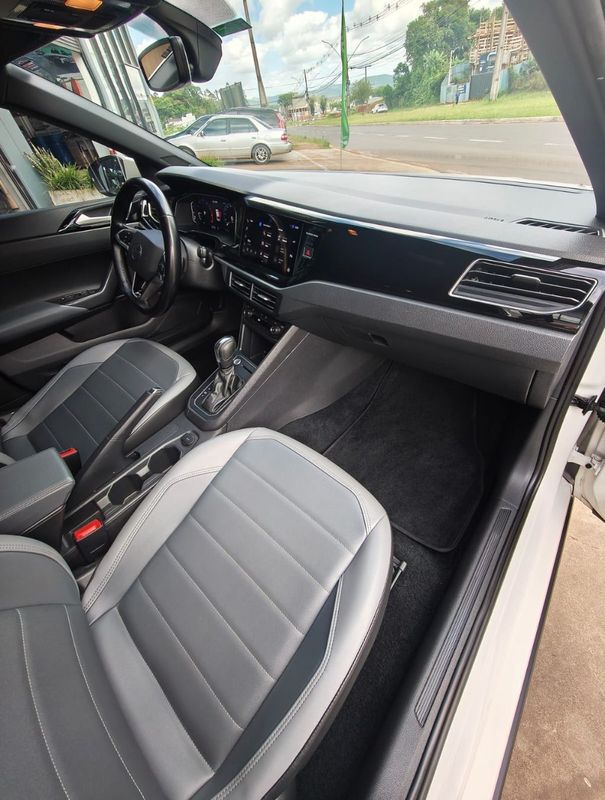 VOLKSWAGEN Nivus Highline 1.0 200 TSI 2020/2021 RENNER AUTOMÓVEIS LAJEADO / Carros no Vale