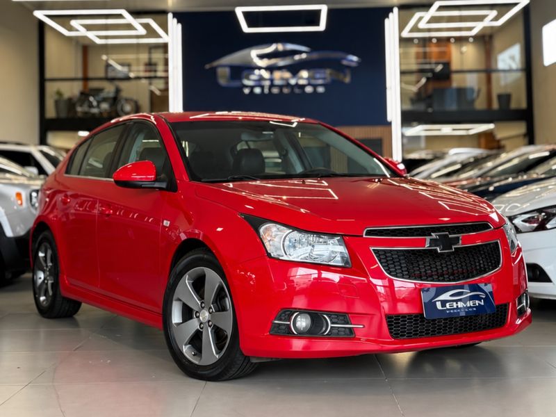 CHEVROLET CRUZE 1.8 LT SPORT6 16V 2013/2014 LEHMEN VEÍCULOS VENÂNCIO AIRES / Carros no Vale CHEVROLET CRUZE 1.8 LT SPORT6 16V 2013/2014 LEHMEN VEÍCULOS VENÂNCIO AIRES / Carros no Vale