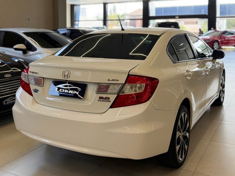 HONDA CIVIC 2.0 LXR 16V 2014/2015 LEHMEN VEÍCULOS VENÂNCIO AIRES / Carros no Vale