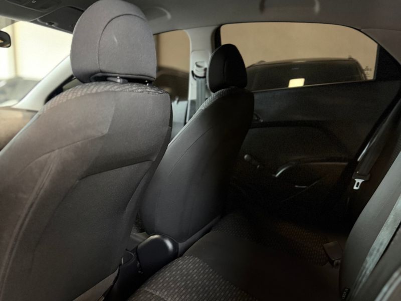 HYUNDAI HB20 1.0 UNIQUE 12V 2019/2019 LEHMEN VEÍCULOS VENÂNCIO AIRES / Carros no Vale