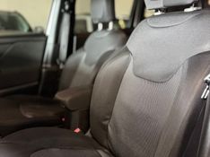 JEEP RENEGADE 1.8 16V LONGITUDE 2015/2016 LEHMEN VEÍCULOS VENÂNCIO AIRES / Carros no Vale
