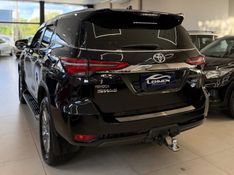 TOYOTA HILUX SW4 2.8 D-4D TURBO SRX 7L 4X4 2021/2021 LEHMEN VEÍCULOS VENÂNCIO AIRES / Carros no Vale