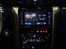 TOYOTA HILUX SW4 2.8 SRX 4X4 16V TURBO INTERCOOLER 2018/2019 LEHMEN VEÍCULOS VENÂNCIO AIRES / Carros no Vale