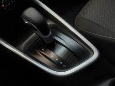 Chevrolet ONIX 1.0 TURBO FLEX PLUS LT AUTOMÁTICO 2024/2025 BETIOLO NOVOS E SEMINOVOS LAJEADO / Carros no Vale