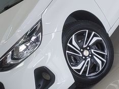 Chevrolet ONIX 1.0 TURBO FLEX PLUS LT AUTOMÁTICO 2024/2025 BETIOLO NOVOS E SEMINOVOS LAJEADO / Carros no Vale