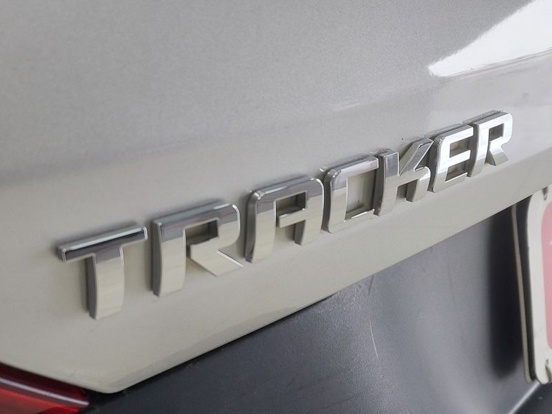 Chevrolet TRACKER 1.2 TURBO FLEX PREMIER AUTOMÁTICO 2022/2023 BETIOLO NOVOS E SEMINOVOS LAJEADO / Carros no Vale