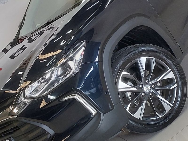 Chevrolet TRACKER 1.2 TURBO FLEX PREMIER AUTOMÁTICO 2023/2024 BETIOLO NOVOS E SEMINOVOS LAJEADO / Carros no Vale