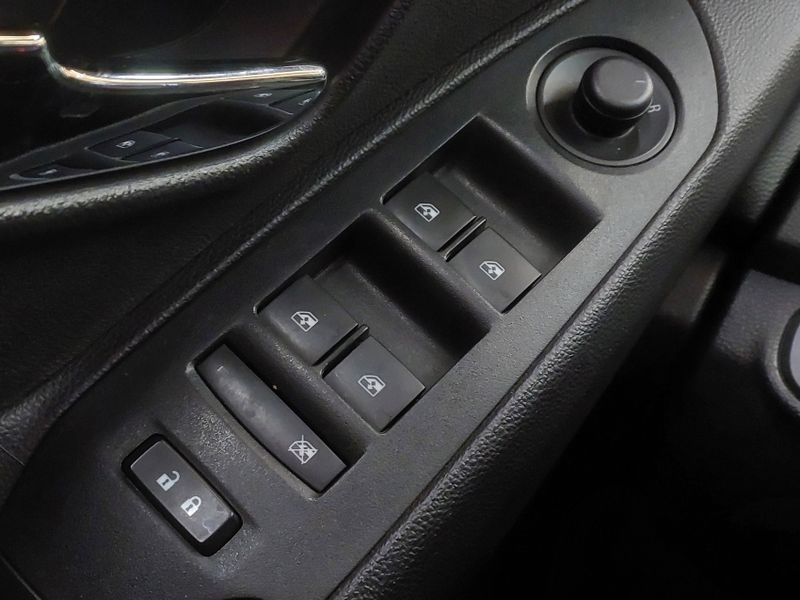 Chevrolet TRACKER 1.4 16V TURBO FLEX PREMIER AUTOMÁTICO 2017/2018 BETIOLO NOVOS E SEMINOVOS LAJEADO / Carros no Vale