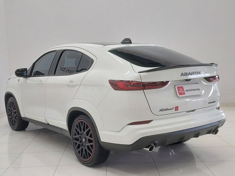 Fiat FASTBACK 1.3 TURBO 270 FLEX ABARTH AT6 2025/2025 BETIOLO NOVOS E SEMINOVOS LAJEADO / Carros no Vale Fiat FASTBACK 1.3 TURBO 270 FLEX ABARTH AT6 2025/2025 BETIOLO NOVOS E SEMINOVOS LAJEADO / Carros no Vale