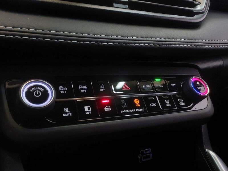 Fiat FASTBACK 1.3 TURBO 270 FLEX LIMITED EDITION AT6 2025/2025 BETIOLO NOVOS E SEMINOVOS LAJEADO / Carros no Vale Fiat FASTBACK 1.3 TURBO 270 FLEX LIMITED EDITION AT6 2025/2025 BETIOLO NOVOS E SEMINOVOS LAJEADO / Carros no Vale