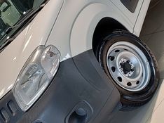 Fiat FIORINO 1.4 MPI FURGÃO 8V FLEX 2P MANUAL 2015/2016 BETIOLO NOVOS E SEMINOVOS LAJEADO / Carros no Vale