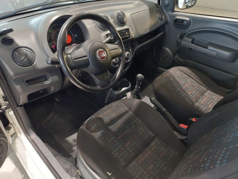 Fiat FIORINO 1.4 MPI FURGÃO 8V FLEX 2P MANUAL 2015/2016 BETIOLO NOVOS E SEMINOVOS LAJEADO / Carros no Vale