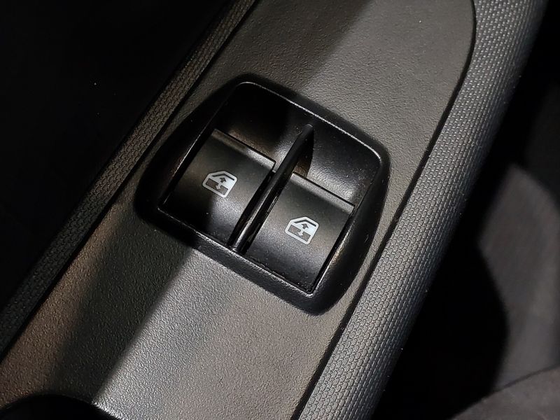 Fiat MOBI 1.0 EVO FLEX LIKE MANUAL 2024/2025 BETIOLO NOVOS E SEMINOVOS LAJEADO / Carros no Vale Fiat MOBI 1.0 EVO FLEX LIKE MANUAL 2024/2025 BETIOLO NOVOS E SEMINOVOS LAJEADO / Carros no Vale
