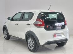 Fiat MOBI 1.0 EVO FLEX LIKE MANUAL 2023/2023 BETIOLO NOVOS E SEMINOVOS LAJEADO / Carros no Vale