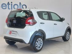 Fiat MOBI 1.0 EVO FLEX LIKE MANUAL 2024/2025 BETIOLO NOVOS E SEMINOVOS LAJEADO / Carros no Vale