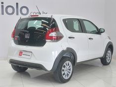 Fiat MOBI 1.0 EVO FLEX LIKE MANUAL 2023/2023 BETIOLO NOVOS E SEMINOVOS LAJEADO / Carros no Vale