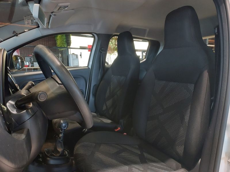 Fiat MOBI 1.0 EVO FLEX LIKE MANUAL 2024/2025 BETIOLO NOVOS E SEMINOVOS LAJEADO / Carros no Vale Fiat MOBI 1.0 EVO FLEX LIKE MANUAL 2024/2025 BETIOLO NOVOS E SEMINOVOS LAJEADO / Carros no Vale