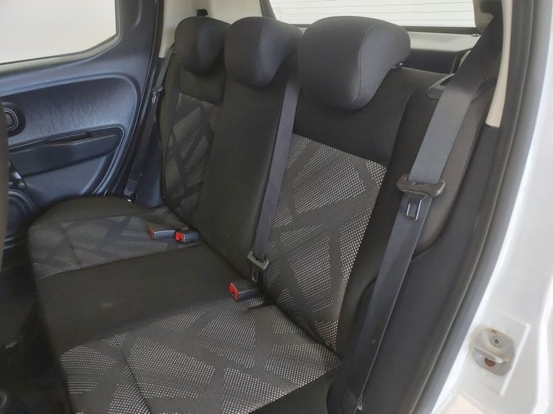 Fiat MOBI 1.0 EVO FLEX LIKE MANUAL 2024/2025 BETIOLO NOVOS E SEMINOVOS LAJEADO / Carros no Vale Fiat MOBI 1.0 EVO FLEX LIKE MANUAL 2024/2025 BETIOLO NOVOS E SEMINOVOS LAJEADO / Carros no Vale