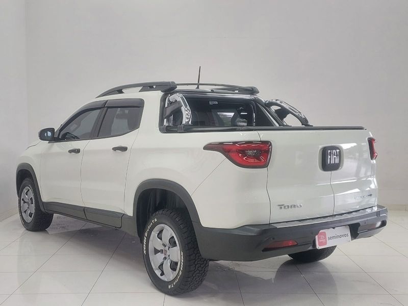 Fiat TORO 1.8 16V EVO FLEX FREEDOM AT6 2016/2017 BETIOLO NOVOS E SEMINOVOS LAJEADO / Carros no Vale