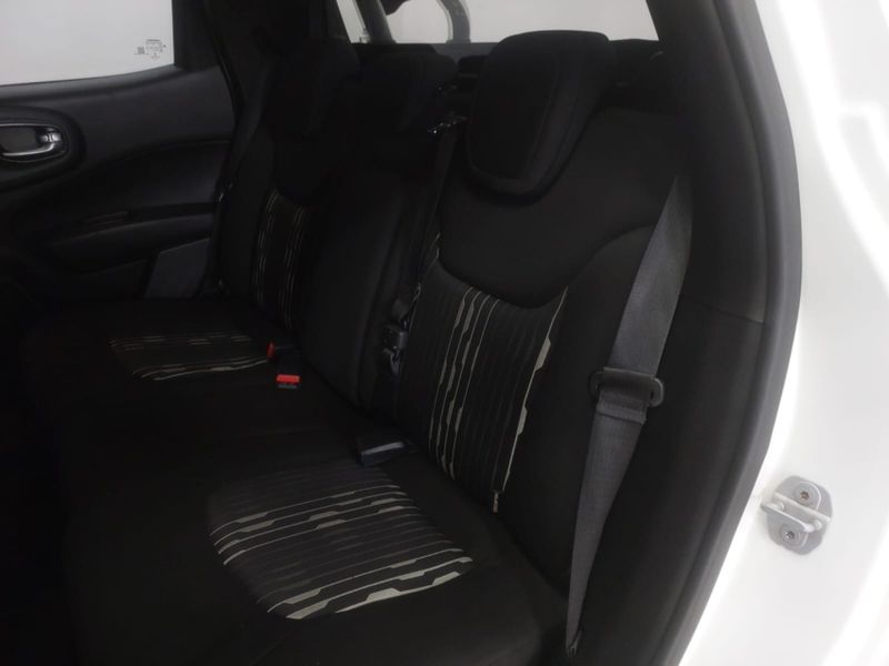 Fiat TORO 1.8 16V EVO FLEX FREEDOM AT6 2016/2017 BETIOLO NOVOS E SEMINOVOS LAJEADO / Carros no Vale