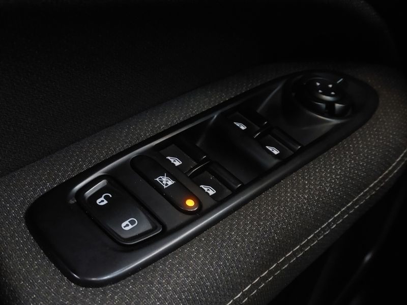 Fiat TORO 2.0 16V TURBO DIESEL FREEDOM 4WD AT9 2022/2023 BETIOLO NOVOS E SEMINOVOS LAJEADO / Carros no Vale Fiat TORO 2.0 16V TURBO DIESEL FREEDOM 4WD AT9 2022/2023 BETIOLO NOVOS E SEMINOVOS LAJEADO / Carros no Vale