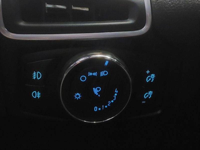 Ford FOCUS 2.0 TITANIUM 16V FLEX 4P POWERSHIFT 2014/2015 BETIOLO NOVOS E SEMINOVOS LAJEADO / Carros no Vale