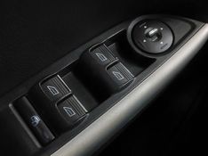 Ford FOCUS 2.0 TITANIUM 16V FLEX 4P POWERSHIFT 2014/2015 BETIOLO NOVOS E SEMINOVOS LAJEADO / Carros no Vale
