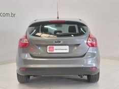 Ford FOCUS 2.0 TITANIUM 16V FLEX 4P POWERSHIFT 2014/2015 BETIOLO NOVOS E SEMINOVOS LAJEADO / Carros no Vale