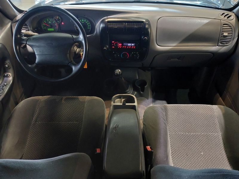 Ford RANGER 2.3 XLT 16V 4X2 CD GASOLINA 4P MANUAL 2008/2008 BETIOLO NOVOS E SEMINOVOS LAJEADO / Carros no Vale Ford RANGER 2.3 XLT 16V 4X2 CD GASOLINA 4P MANUAL 2008/2008 BETIOLO NOVOS E SEMINOVOS LAJEADO / Carros no Vale