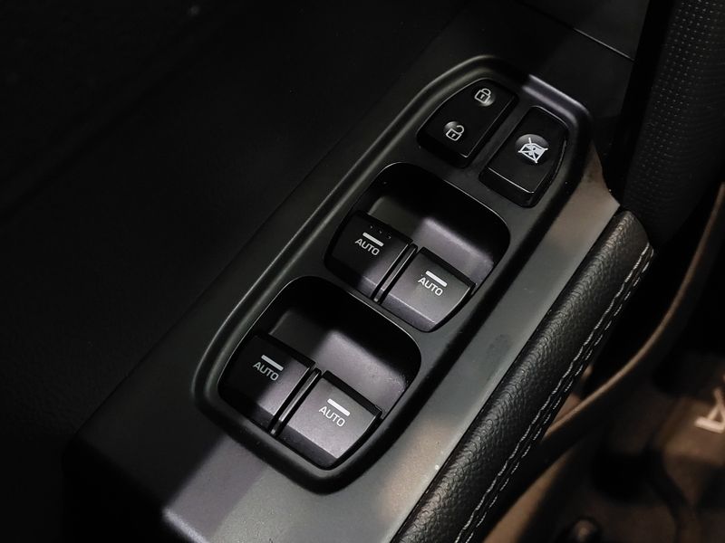 Hyundai CRETA 2.0 16V FLEX PRESTIGE AUTOMÁTICO 2018/2019 BETIOLO NOVOS E SEMINOVOS LAJEADO / Carros no Vale