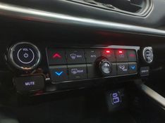 JEEP COMMANDER 1.3 T270 TURBO FLEX LONGITUDE AT6 2024/2025 BETIOLO NOVOS E SEMINOVOS LAJEADO / Carros no Vale