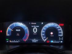 JEEP COMMANDER 2.0 TD380 TURBO DIESEL LIMITED AT9 2022/2022 BETIOLO NOVOS E SEMINOVOS LAJEADO / Carros no Vale