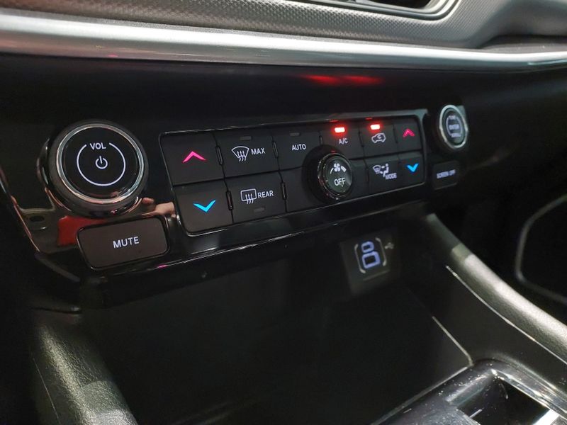 JEEP COMPASS 1.3 T270 TURBO FLEX LONGITUDE AT6 2021/2022 BETIOLO NOVOS E SEMINOVOS LAJEADO / Carros no Vale JEEP COMPASS 1.3 T270 TURBO FLEX LONGITUDE AT6 2021/2022 BETIOLO NOVOS E SEMINOVOS LAJEADO / Carros no Vale