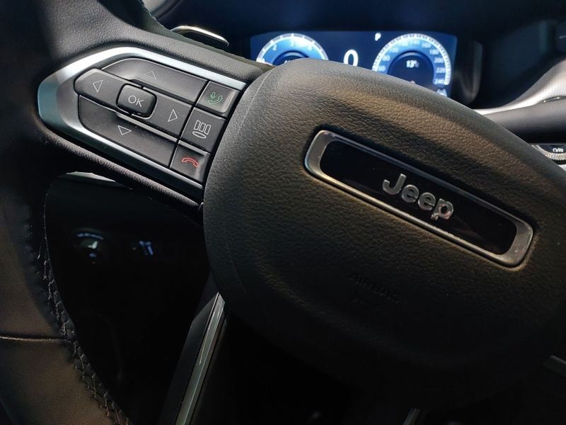 JEEP COMPASS 1.3 T270 TURBO FLEX LONGITUDE AT6 2024/2025 BETIOLO NOVOS E SEMINOVOS LAJEADO / Carros no Vale JEEP COMPASS 1.3 T270 TURBO FLEX LONGITUDE AT6 2024/2025 BETIOLO NOVOS E SEMINOVOS LAJEADO / Carros no Vale