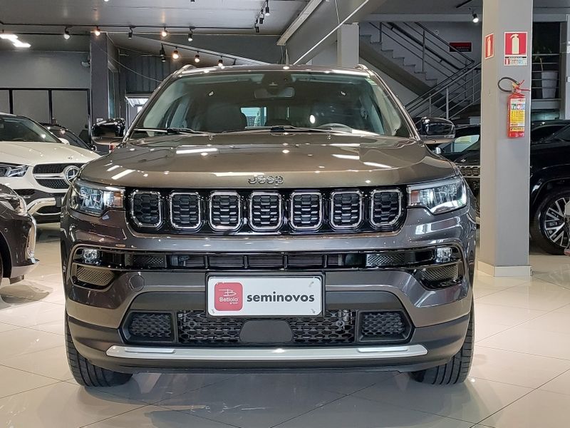JEEP COMPASS 1.3 T270 TURBO FLEX LONGITUDE AT6 2024/2025 BETIOLO NOVOS E SEMINOVOS LAJEADO / Carros no Vale JEEP COMPASS 1.3 T270 TURBO FLEX LONGITUDE AT6 2024/2025 BETIOLO NOVOS E SEMINOVOS LAJEADO / Carros no Vale